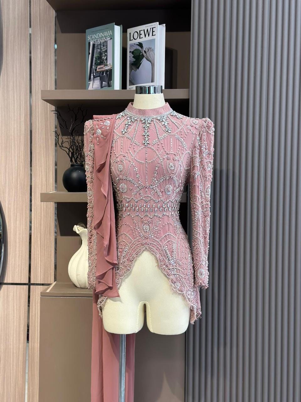 MIRELLE | Rp.355.000 | Suitetable for hijab | LD : 100-110 bisa resize | Color : Rose Pink | Include : Rok Songket dan Hijab