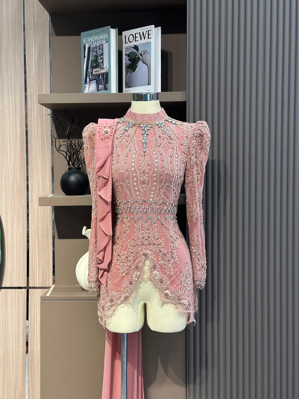 VIRELLE | Rp.355.000 | Suitetable for hijab | LD : 100-110 bisa resize | Color : Pink Rose | Include : Rok Songket dan Hijab