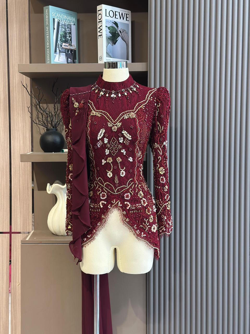 MARORA | Rp.345.000 | Suitetable for hijab | LD : 100-110 bisa resize | Color : Maroon | Include : Rok Songket dan Hijab